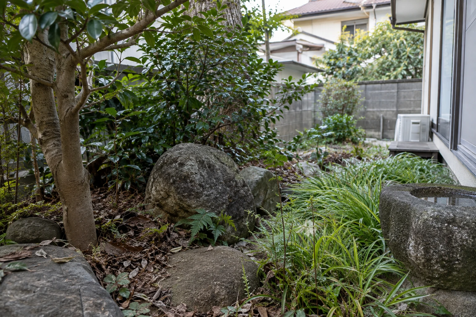 管理で困っている場所から、残す物と撤去候補を分けるに関連する庭の細部