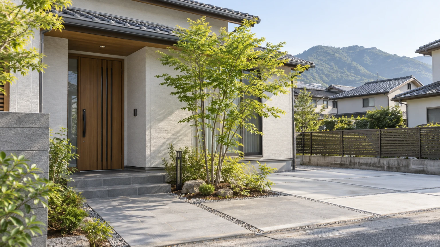 リフォーム後の玄関まわりと植栽の参考イメージ