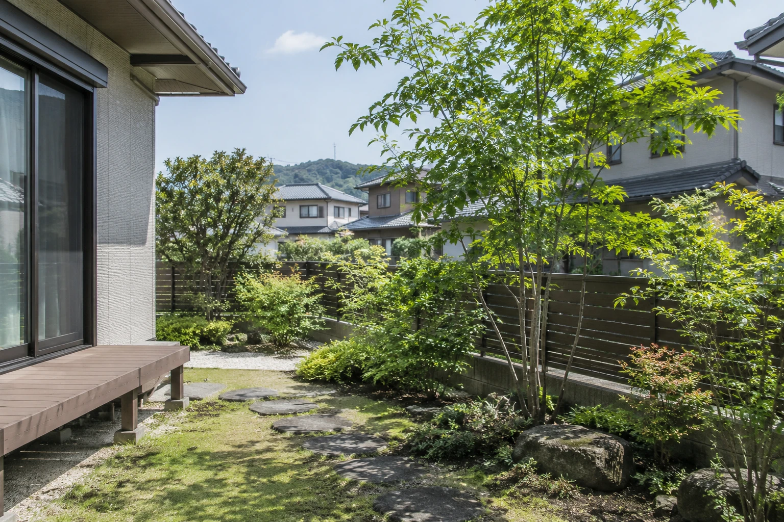 岡山市の中古戸建てにシンボルツリーを植えるにはに関連する庭の風景