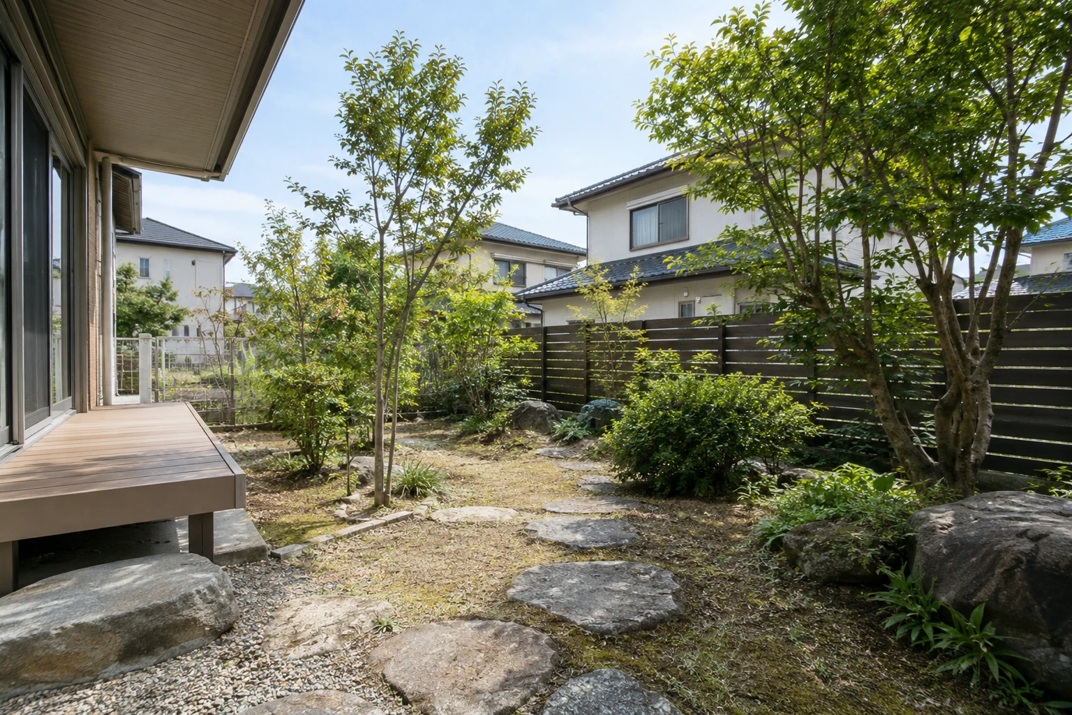 岡山市の分譲住宅で庭をやり直すならに関連する庭の風景