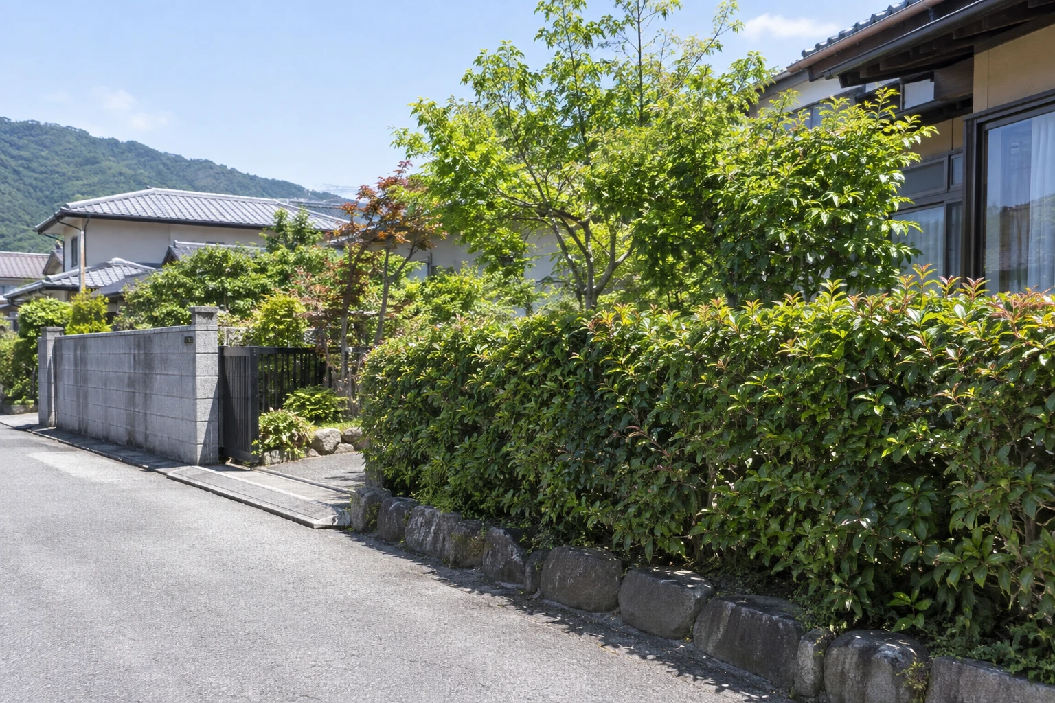 三原市でブロック塀を生垣に替えたい方へに関連する庭の風景