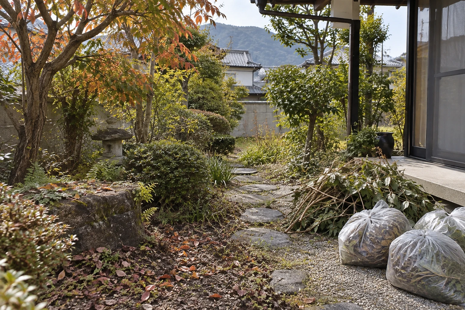 庭掃除は落ち葉・草・枝の作業に分けて頼めます